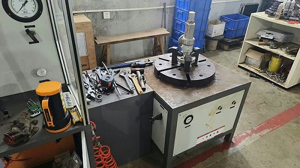 0d639a5653ce8c257d7f77cf0a2f953